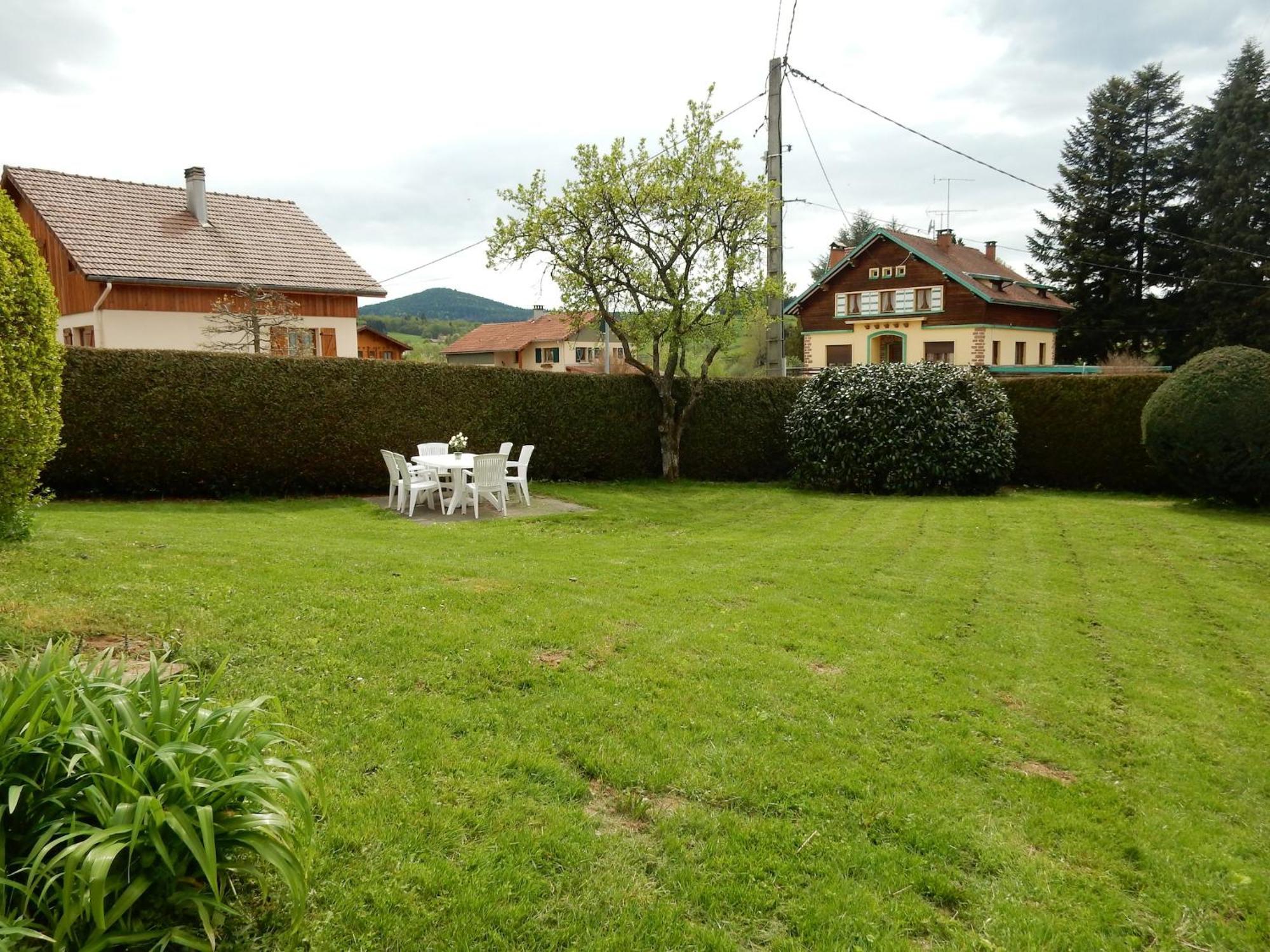 Elegant Chalet In Gerb Pal In Cosy Environment Gerbépal Zewnętrze zdjęcie